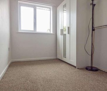 Thorney Leys, Witney, Oxfordshire, OX28 - Photo 6