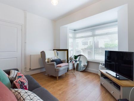 3 bedroom terraced house to rent - Photo 2