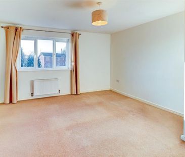 2 BED Flat To rent - Photo 2