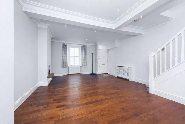 4 bedroom terraced house to rent - Photo 1