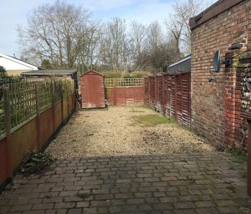 1 bedroom terraced house to rent - Photo 6