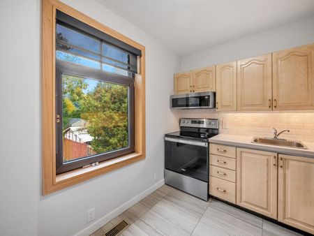 For Lease - 466 King Street Unit# Upper, Toronto, Ontario - Photo 4