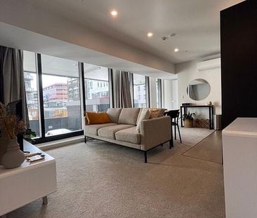 "Ready to move in - fully furnished unit" - Photo 3