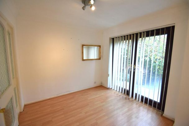 4 bedroom detached house to rent - Photo 1