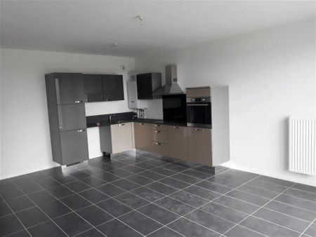 Location appartement 4 pièces - 92m² à Cenon (33150) - Photo 2