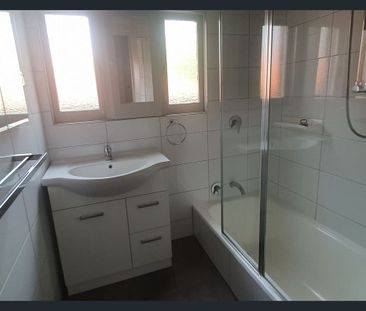 Comfort, Convenience & Future Potential - Photo 4