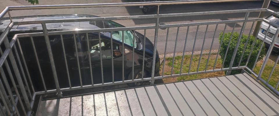 helles Appartment mit Balkon in ruhiger Lager - Erlangen Bruck - Photo 1