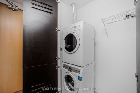 Thompson Residence Lofts 38 , #906 - Photo 5