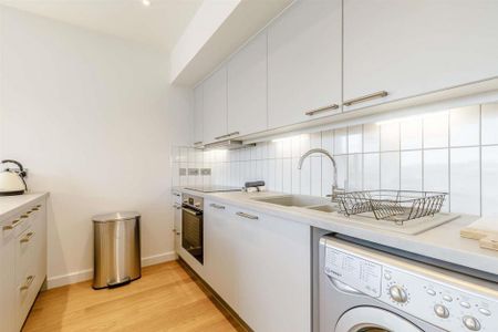 2 bedroom penthouse to rent - Photo 5