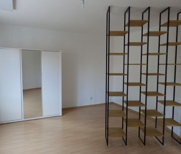 Pronájem bytu 1+1 44 m² - Fotografie 2