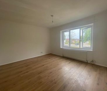 4 bedroom detached house to rent - Photo 1