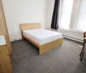 2 bedroom house to rent - Photo 3