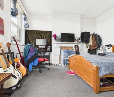 4 bedroom maisonette to rent - Photo 6