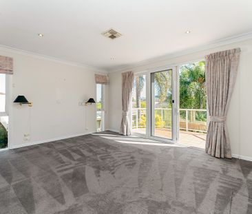 18 Eskdale Road, Caulfield North VIC 3161 - House For Rent | Domain - Photo 5