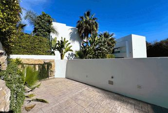Luxury Villa for rent in Estepona, Spain