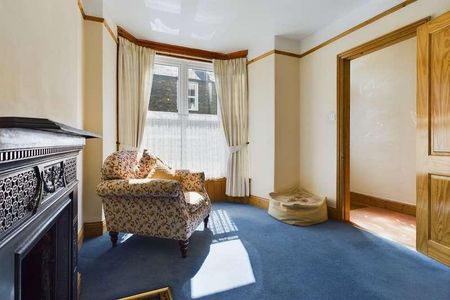 South Terrace, Bowness-on-windermere, LA23 - Photo 2