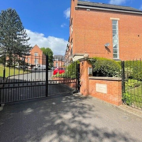 St. Katherines Court, Derby, DE22 - Photo 1