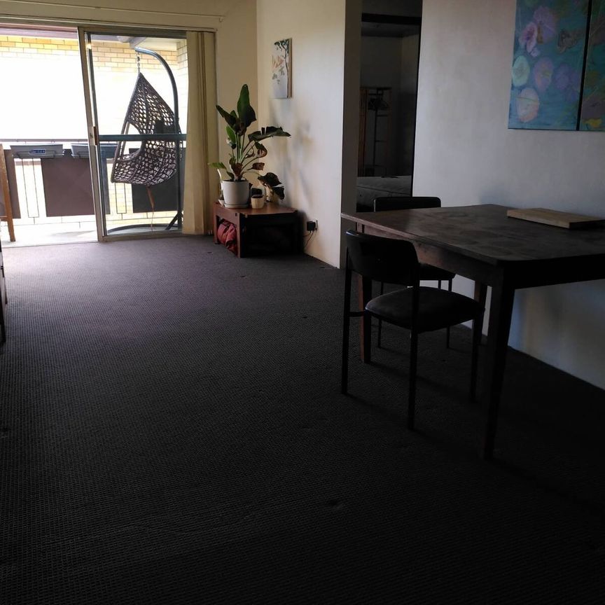 Dulwich Hill - Photo 1