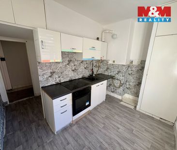 Pronájem bytu 2+1 55 m² - Photo 1