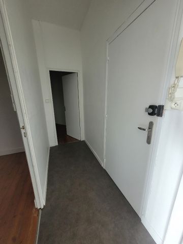 Location Appartement 2 pièces 51m² MAUBEUGE 59600 - Photo 5