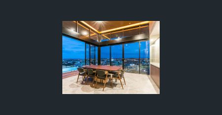 Luxury 2-Bedroom Apartment in South Brisbane - Photo 5