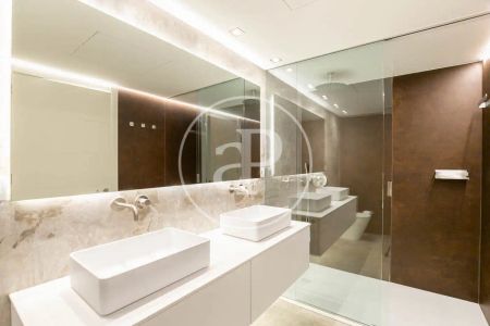 Piso de alquiler en Sarrià - Foto 5