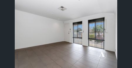 Comfortable Family Living in a Convenient Byford Location - Photo 3