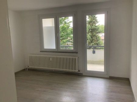 Helle und sanierte. 3 Zimmer-Wohnung mit Balkon in Baumheide / Freifinanziert - Foto 4