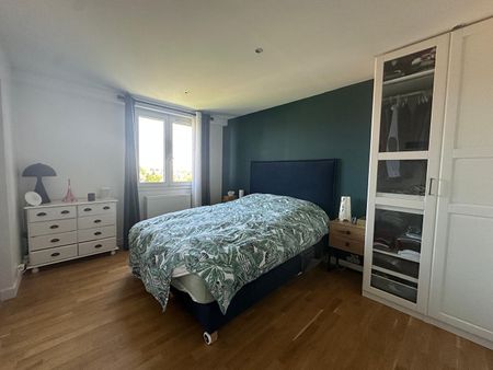 Appartement 4 pièces meublé- Chatou - Europe - Photo 3