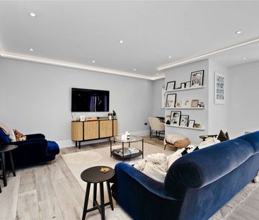 A very high specification extremely spacious two bedroom apartment ... - Photo 1