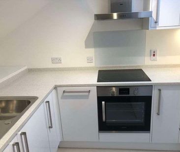 Ronald Court, Oakwood Road, Bricket Wood, St. Albans, Hertfordshire... - Photo 3