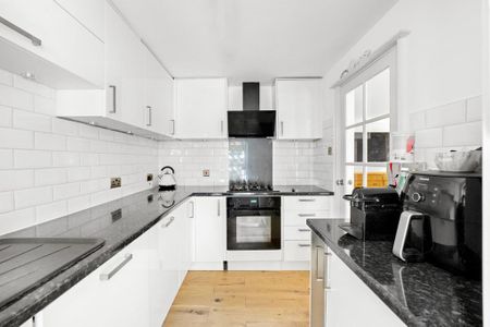 2 bedroom flat to rent - Photo 4