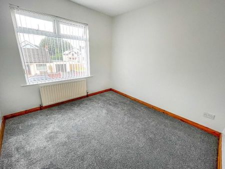 34 Warren Park, Lisburn, BT28 1LL - Photo 3