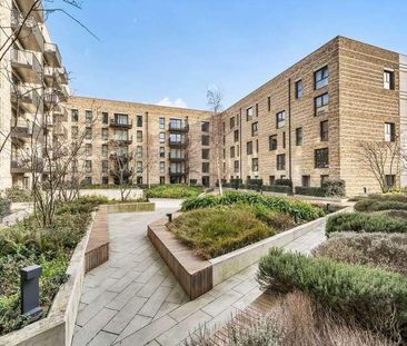 Kingfisher Heights, Royal Docks, E16 - Photo 3
