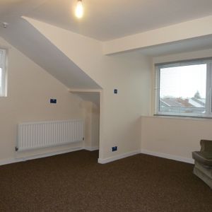 1 Bed Student Accommodation - Photo 2