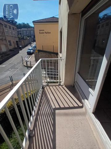 Appartement à louer 3 pièces 58.8m² - Photo 2