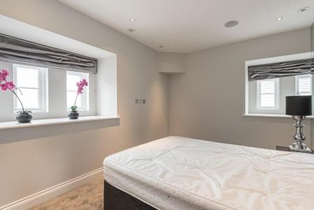 3 bedroom penthouse to rent - Photo 3