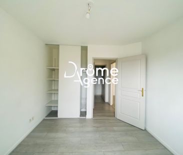 Location Appartement 2 pièces 54m² ST MARCEL LES VALENCE 26320 - Photo 4