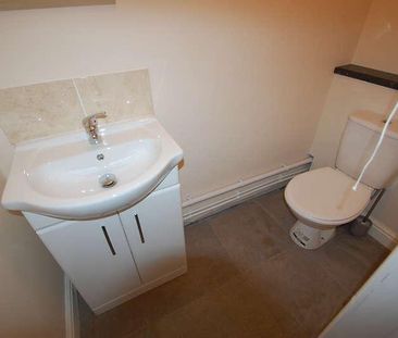 Wyggeston Street, Burton Upon Trent, DE13 - Photo 1