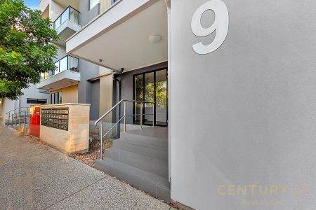 “EXECUTIVE MODERN APARTMENT | SECURED BUILDING | GREAT LOCATION” - Photo 2