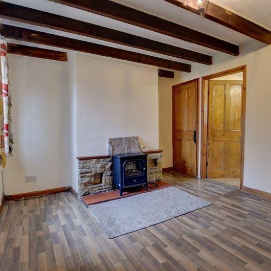 2 bedroom terraced house to rent - Photo 1