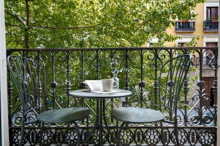 Calle de Hortaleza, Madrid, Community of Madrid 28004 - Foto 5