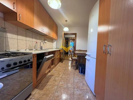 3 camere decomandate, Parcare, Plopilor, Penny, OMV, Zona Arinilor - Fotografie 2