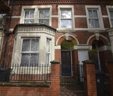 4 bedroom terraced house to rent - Photo 1