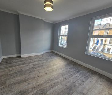 3 Bed Detached House, Colmer Road, SW16 - Photo 3