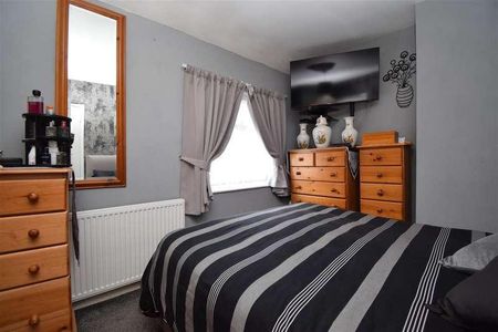 Ingfield Avenue, Ossett, WF5 - Photo 3