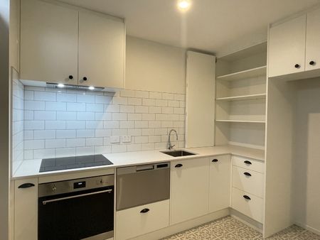 4/12 Burke Street, Addington - Photo 5