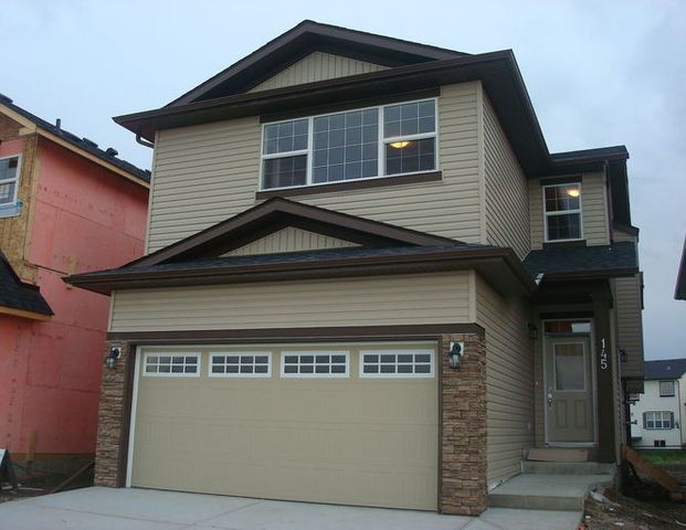 Executive New 03Bed Rooms, Master Bedroom, 02Baths, 2Car Grg Attached | 145 Taralake Manor, Calgary - Photo 1