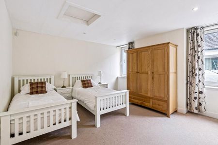 2 bedroom ground floor flat to rent - Photo 4