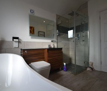 2 bedroom Property to rent - Photo 1